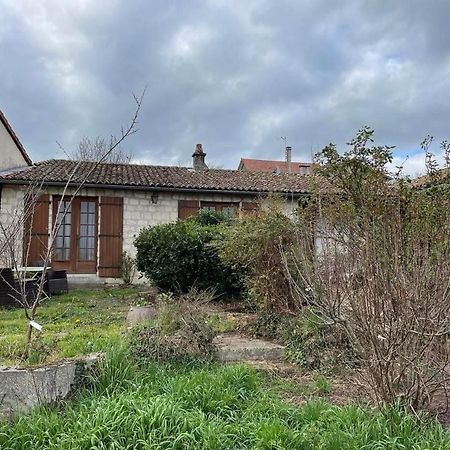May'S Cottage Availles-Limouzine Екстериор снимка