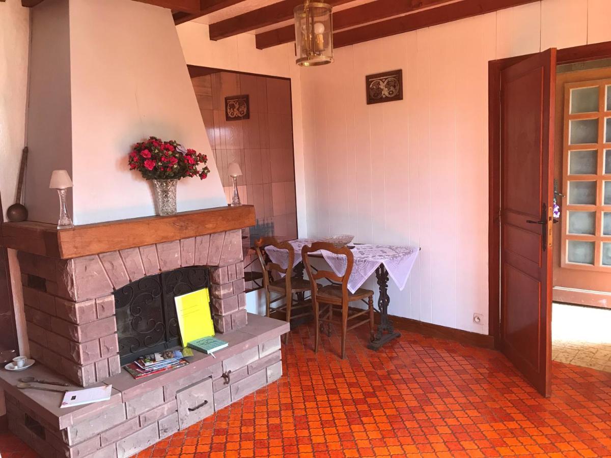May'S Cottage Availles-Limouzine Екстериор снимка