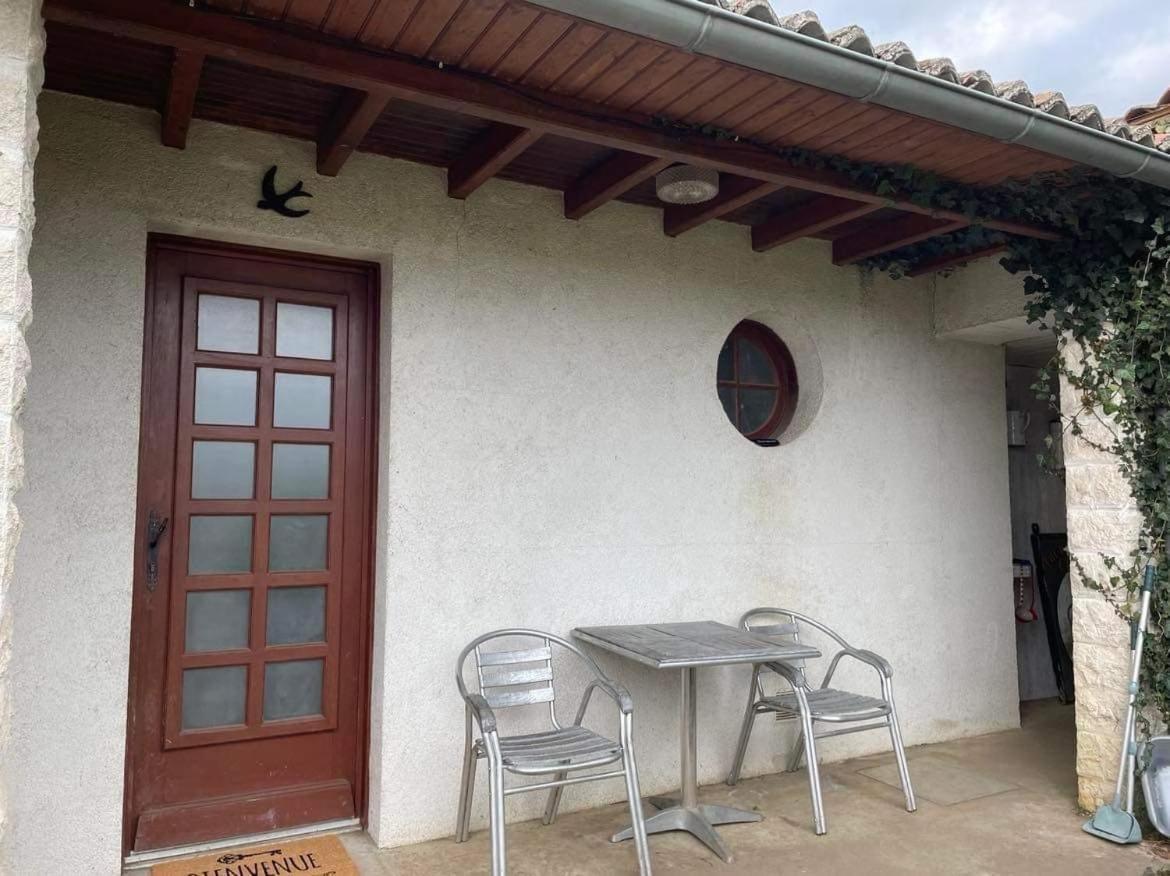May'S Cottage Availles-Limouzine Екстериор снимка
